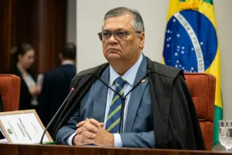 Flávio Dino determina afastamento de Daniel Brandão da presidência do Tce-ma