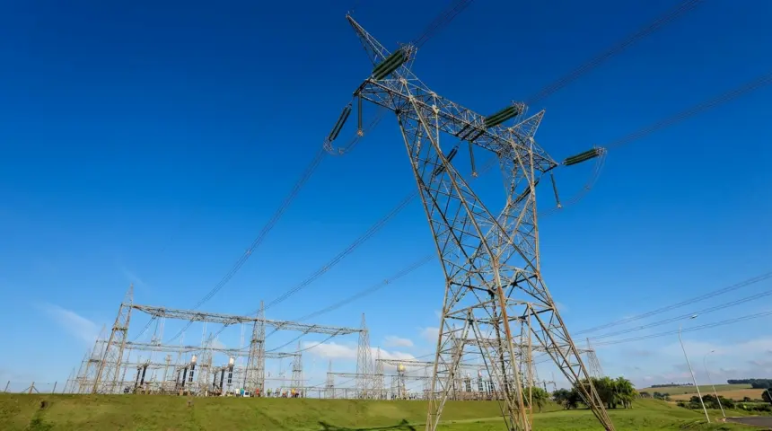 Mercado livre de energia permite escolha de fornecedor a partir de 2027