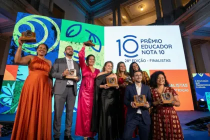 Prêmio Educador Nota 10 revela os 12 finalistas da 28ª edição antes da cerimônia em novembro