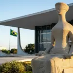 Supremo Tribunal Federal reduz pena de condenada pelos atos de 8 de janeiro