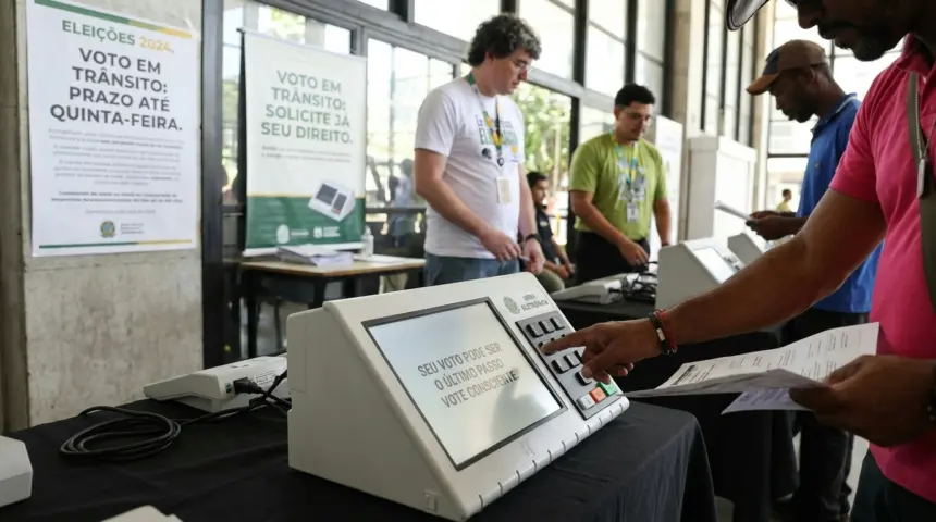 Voto em trânsito encerra prazo para solicitação nesta quinta-feira Voto em trânsito encerra prazo para solicitação nesta quinta-feira