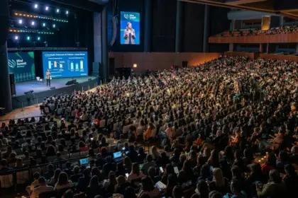 Mind Summit em São Paulo debate soluções estruturais para saúde mental no trabalho