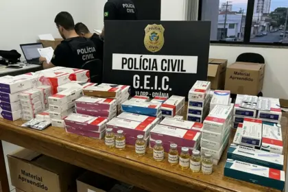 Operação policial desarticula esquema de venda irregular de medicamentos em Goiás